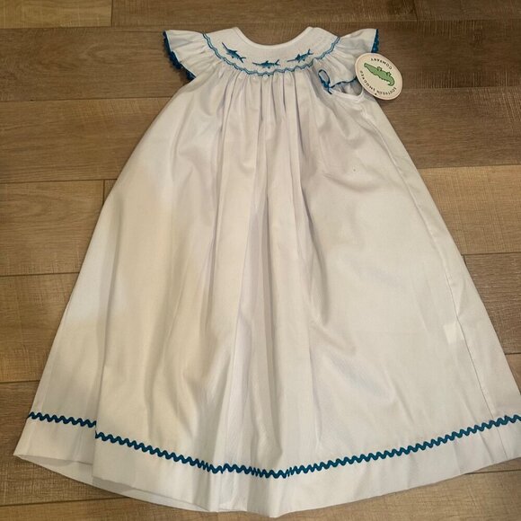 SOUTHERN SMOCKED WHITE DRESS NEW BLUE MARLINS FISH SIZE 8 - Picture 1 of 11